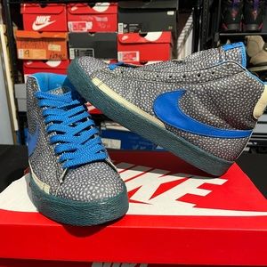 Nike glow in the dark Blazer